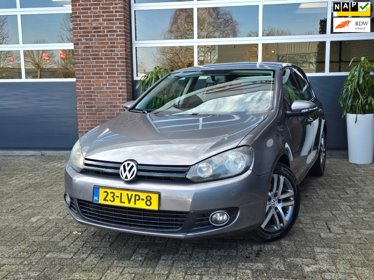 Volkswagen Golf - 1.2 TSI Tour 5DR |Nap |Navi |Apk - AutoWereld.nl