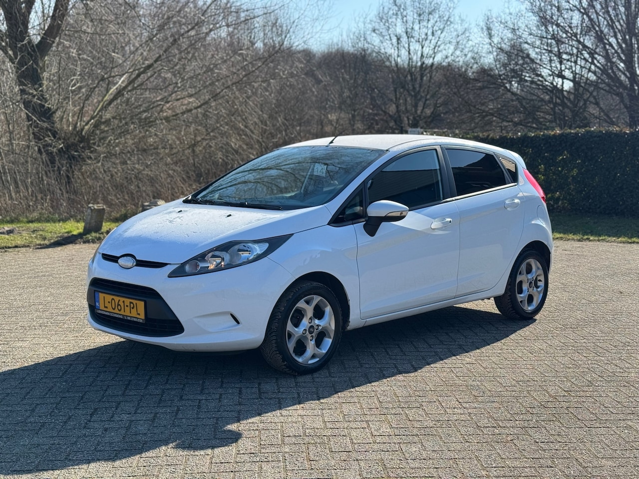 Ford Fiesta - 1.25 Ghia AIRCO I 5 DRS I NETTE AUTO I RUIME APK - AutoWereld.nl