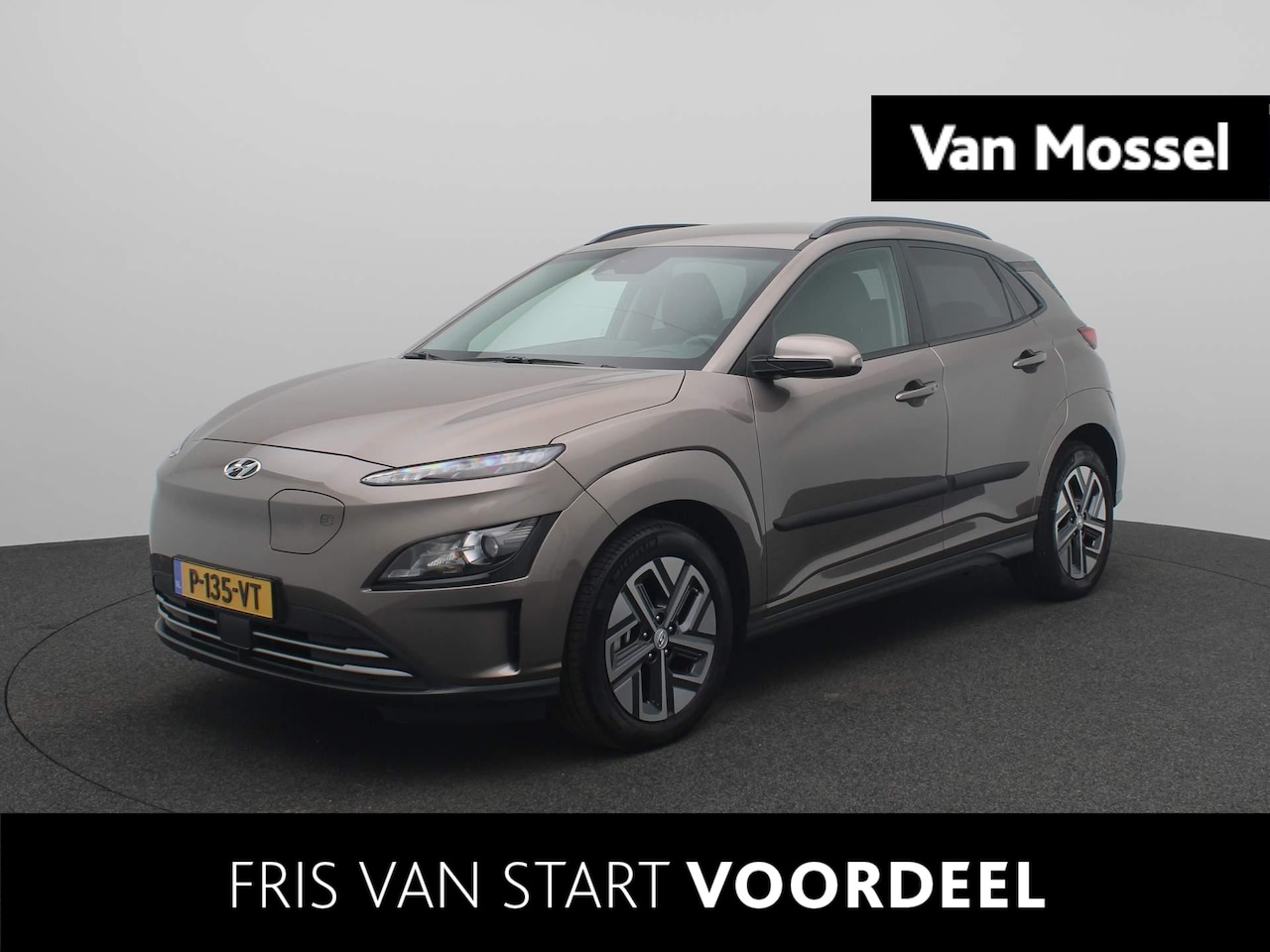 Hyundai Kona Electric - EV Fashion 64 kWh | Eerste eigenaar! | Afneembare Trekhaak | Dealer onderhouden | - AutoWereld.nl