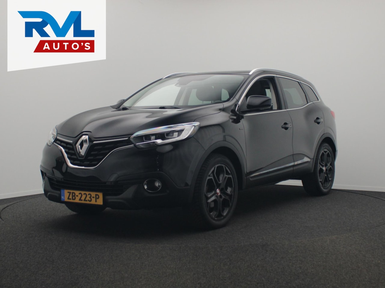 Renault Kadjar - 1.2 TCe Black Edition Automaat Trekhaak Leder Navigatie Panorama-dak Camera - AutoWereld.nl