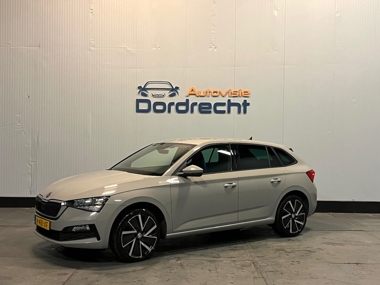 Skoda Scala - 1.0 TSI Sport Business|Apple Carplay|Sfeer Verl|LED|PDC|Dealer Onderhouden - AutoWereld.nl