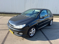 Peugeot 206 - 1.4-16V Air-line 3