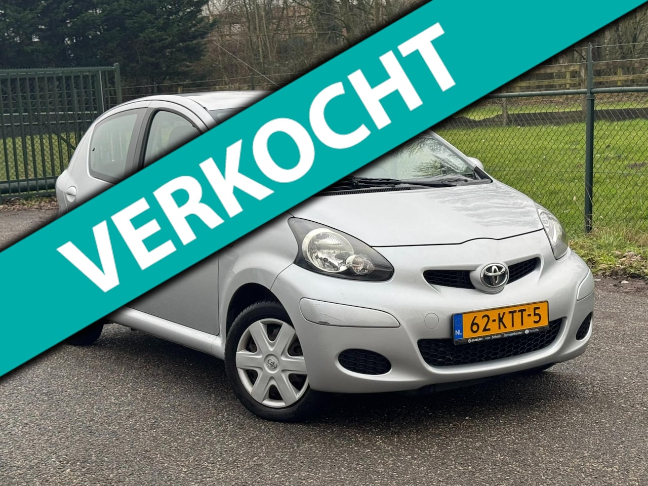 Toyota Aygo - 1.0-12V Comfort /Automaat/Carplay/Camera/Airco/ - AutoWereld.nl