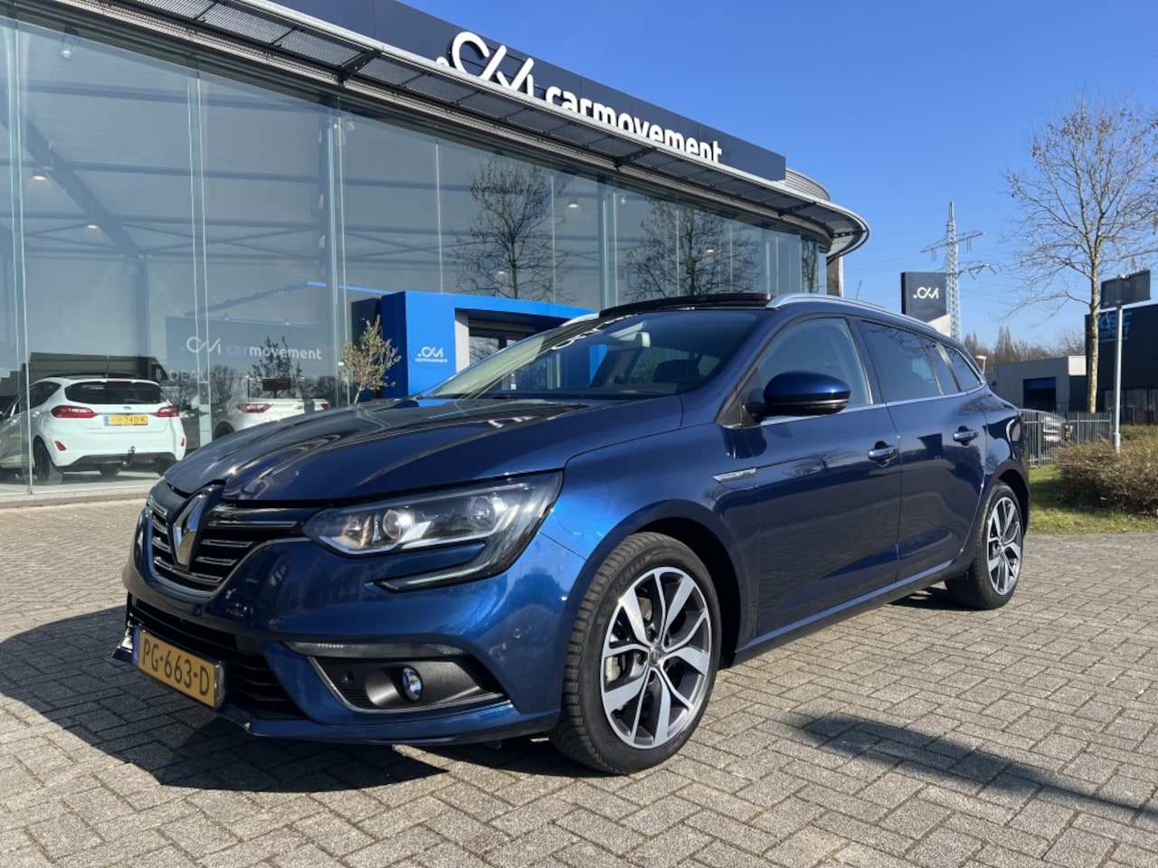 Renault Mégane Estate - 1.2 TCe Bose Automaat | Navi | Schuifdak | Camera | Trekhaak - AutoWereld.nl