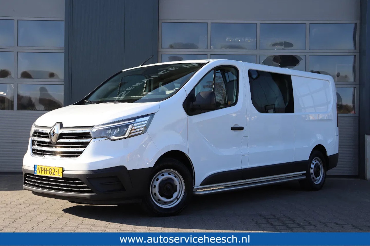 Renault Trafic - 2.0 DCi L2H1 l DUBBELE CABINE l NAVI l AIRCO l PDC l CRUISE CONTROL - AutoWereld.nl