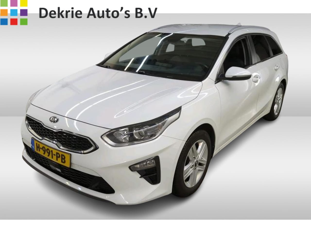 Kia Cee'd Sportswagon - Ceed 1.6 CRDi Automaat DynamicPlusLine Navigatie / Pdc + Camera / Stoel-Stuurverwarming  / - AutoWereld.nl