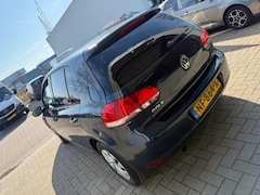 Volkswagen Golf - 1.2 TSI Highline BlueMotion / Navigatie