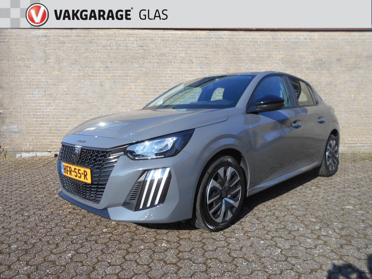 Peugeot 208 - 1.2 PureTech 100pk Allure / Apple Carplay - AutoWereld.nl