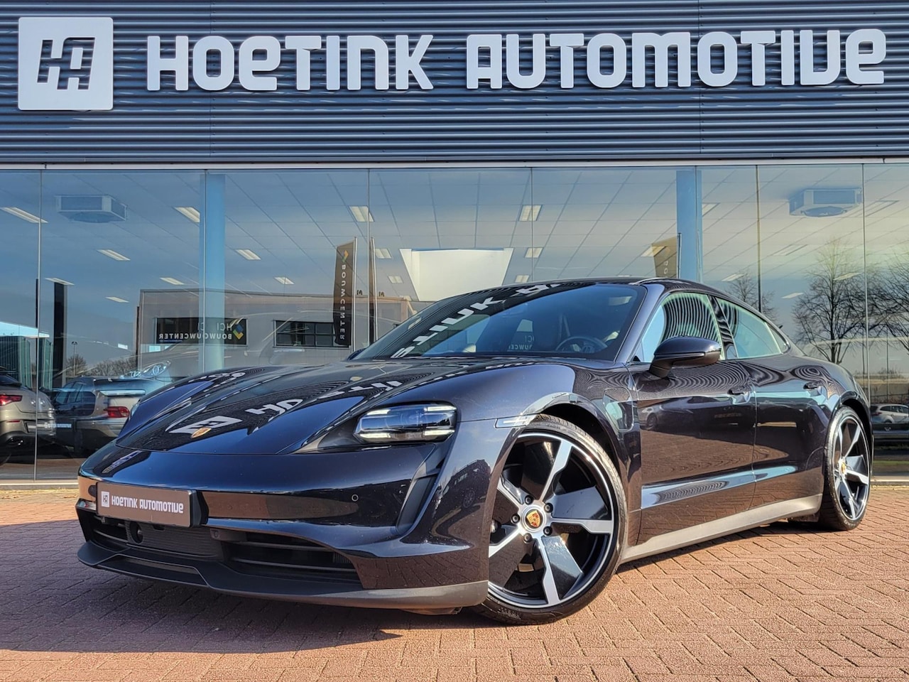 Porsche Taycan - Performance 84 kWh | Bose | Sport-Chrono | Pano - AutoWereld.nl