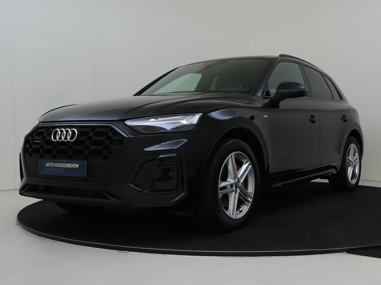 Audi Q5 - 55 TFSI e S edition | Panoramadak | Luchtvering | Keyless | Achteruitrijcamera | Stoelverw - AutoWereld.nl