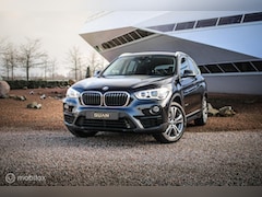 BMW X1 - sDrive18i Centennial Executive | Trekhaak |