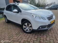 Peugeot 2008 - 1.2 PureTech Style