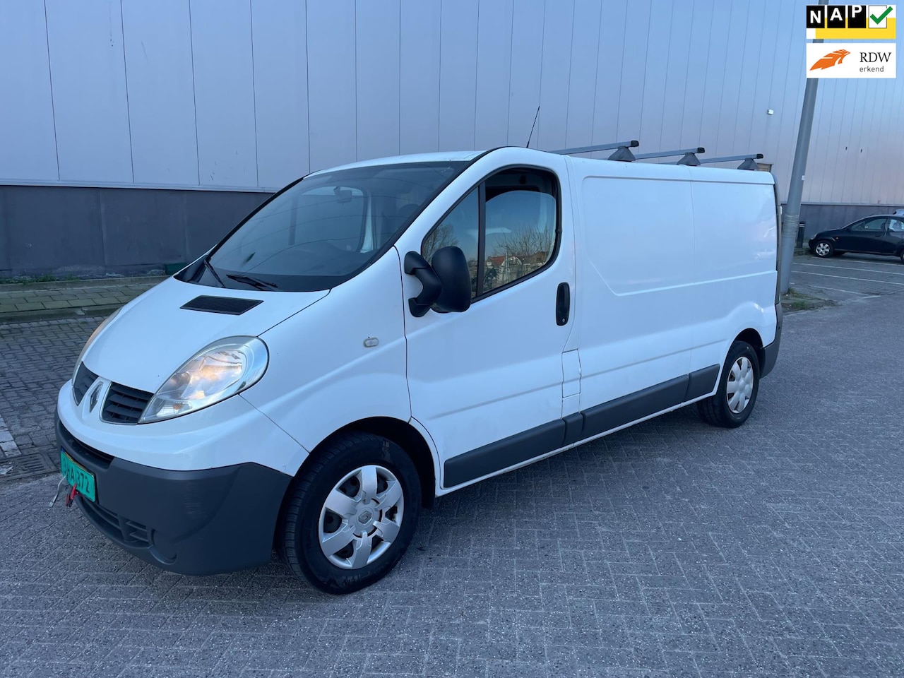 Renault Trafic - 2.0 dCi T29 L2H1DC Generique!AIRCO!WEINIG KM:168000NAP!CRUIS CONTROLE!PARKEERSENSOR ACHTER - AutoWereld.nl