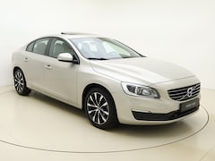 Volvo S60 - T3 153pk Automaat Polar+ Dynamic / Schuif-/kanteldak / PDC + Camera / Sportleder / Stoelve