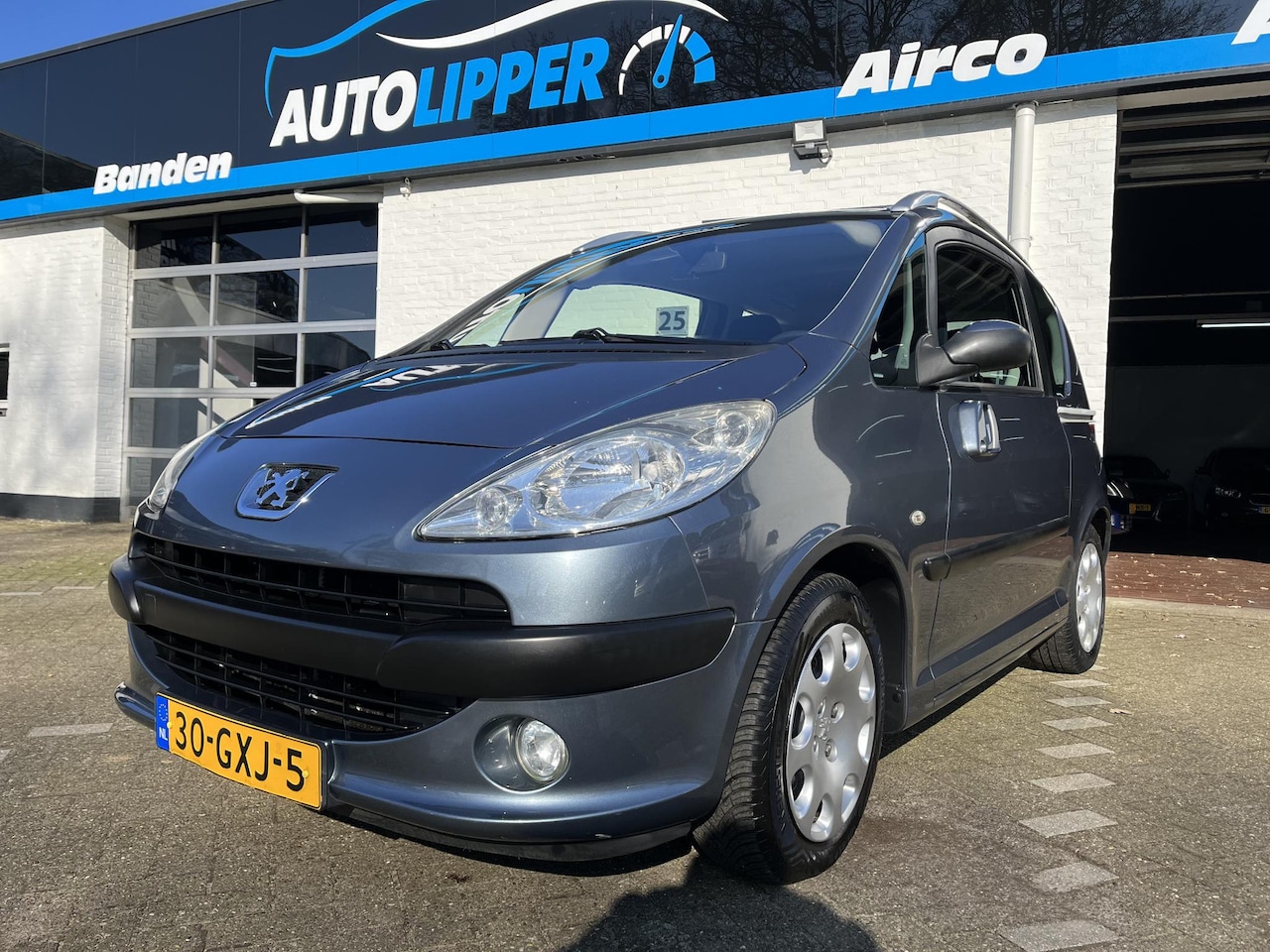 Peugeot 1007 - 1.6-16V Gentry /Nieuwe apk bij aflevering - AutoWereld.nl