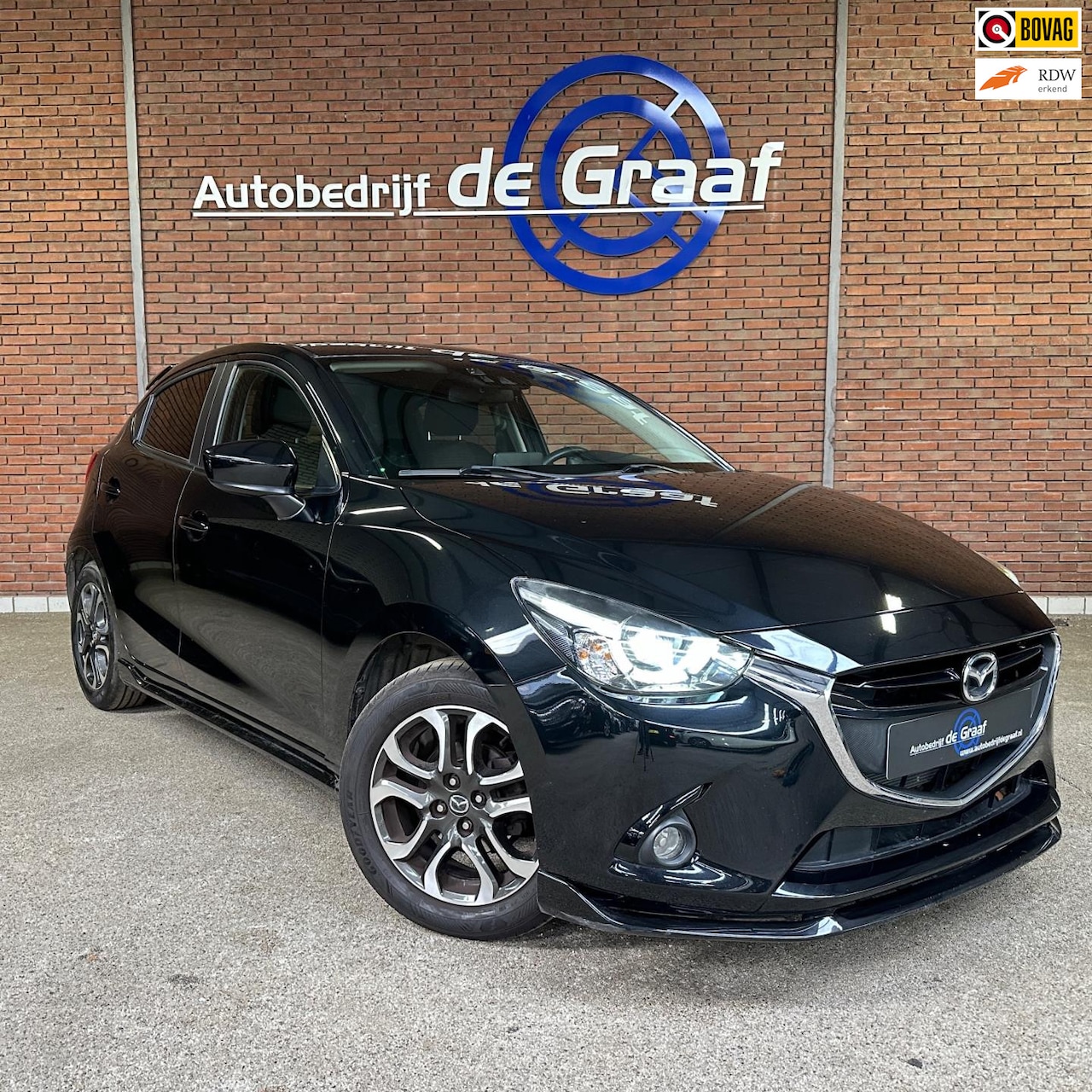 Mazda 2 - 1.5 Skyactiv-G GT-M AUTOMAAT|CRUISE/TRHK/NAVI/PDC - AutoWereld.nl