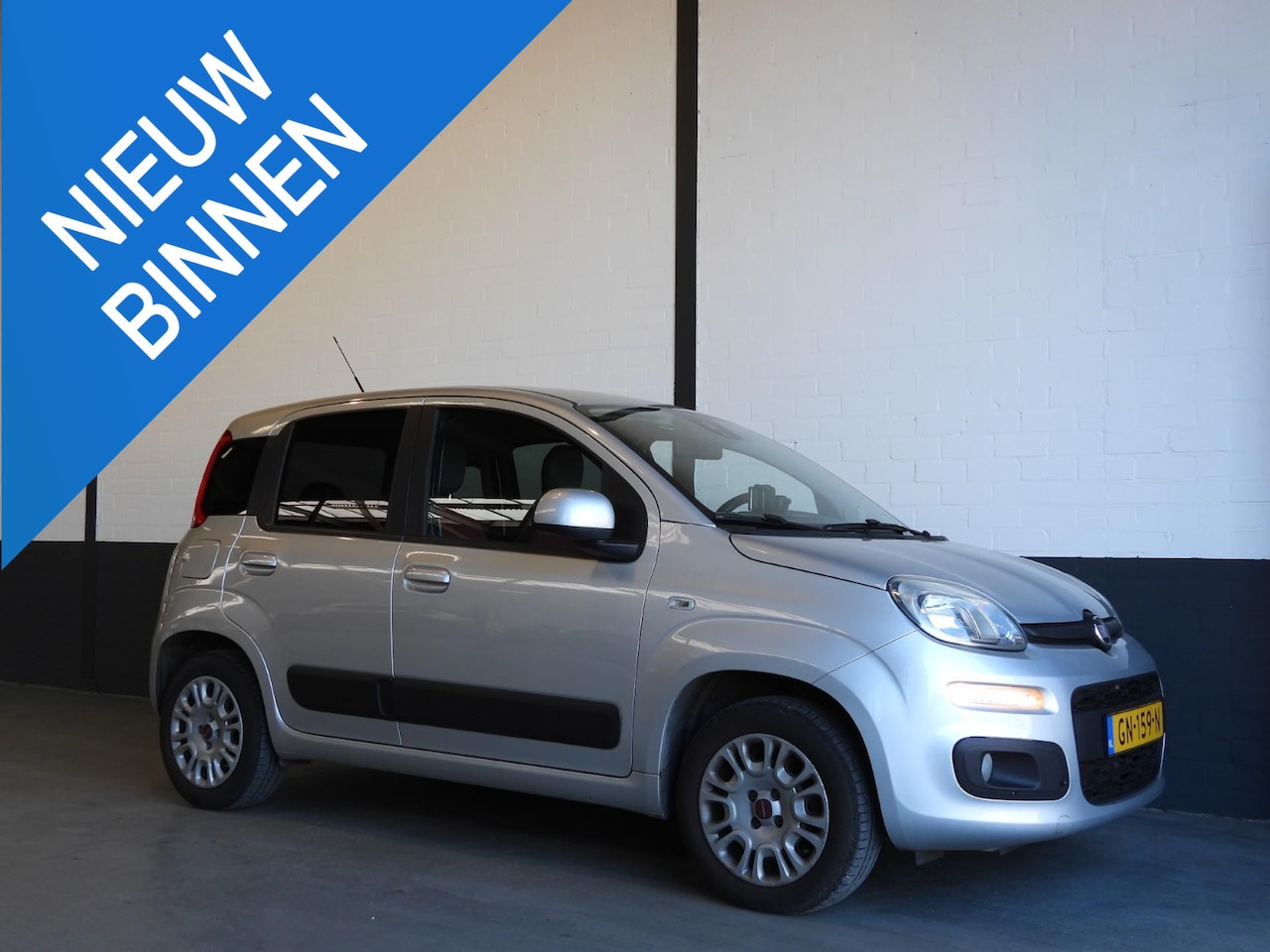 Fiat Panda - 0.9 TwinAir Aut. Lounge NAVI/AIRCO/TREKHAAK! - AutoWereld.nl