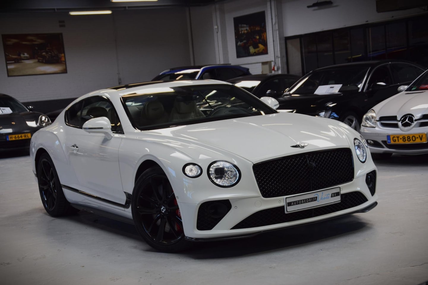 Bentley Continental GT - 6.0 W12 Navi|Leder|Panoramadak|635pk!!|Night-vision|Carbon Pakket - AutoWereld.nl