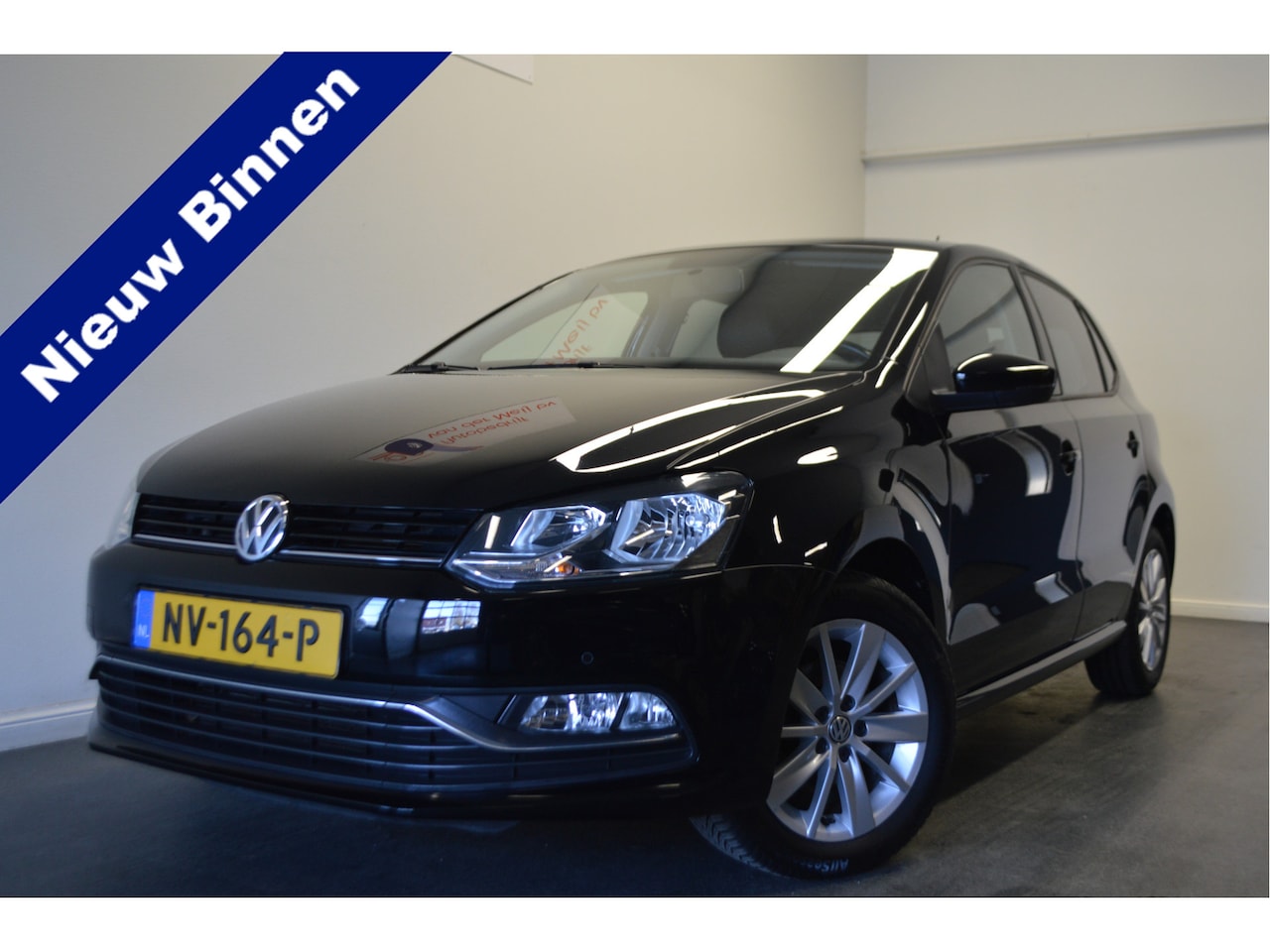 Volkswagen Polo - 1.2 TSI Comfortline Business R 1.2 TSI Comfortline Business R , TREKHAAK , NAVI , CR CONTR  , L BEKL , V STOEL VERW - AutoWereld.nl