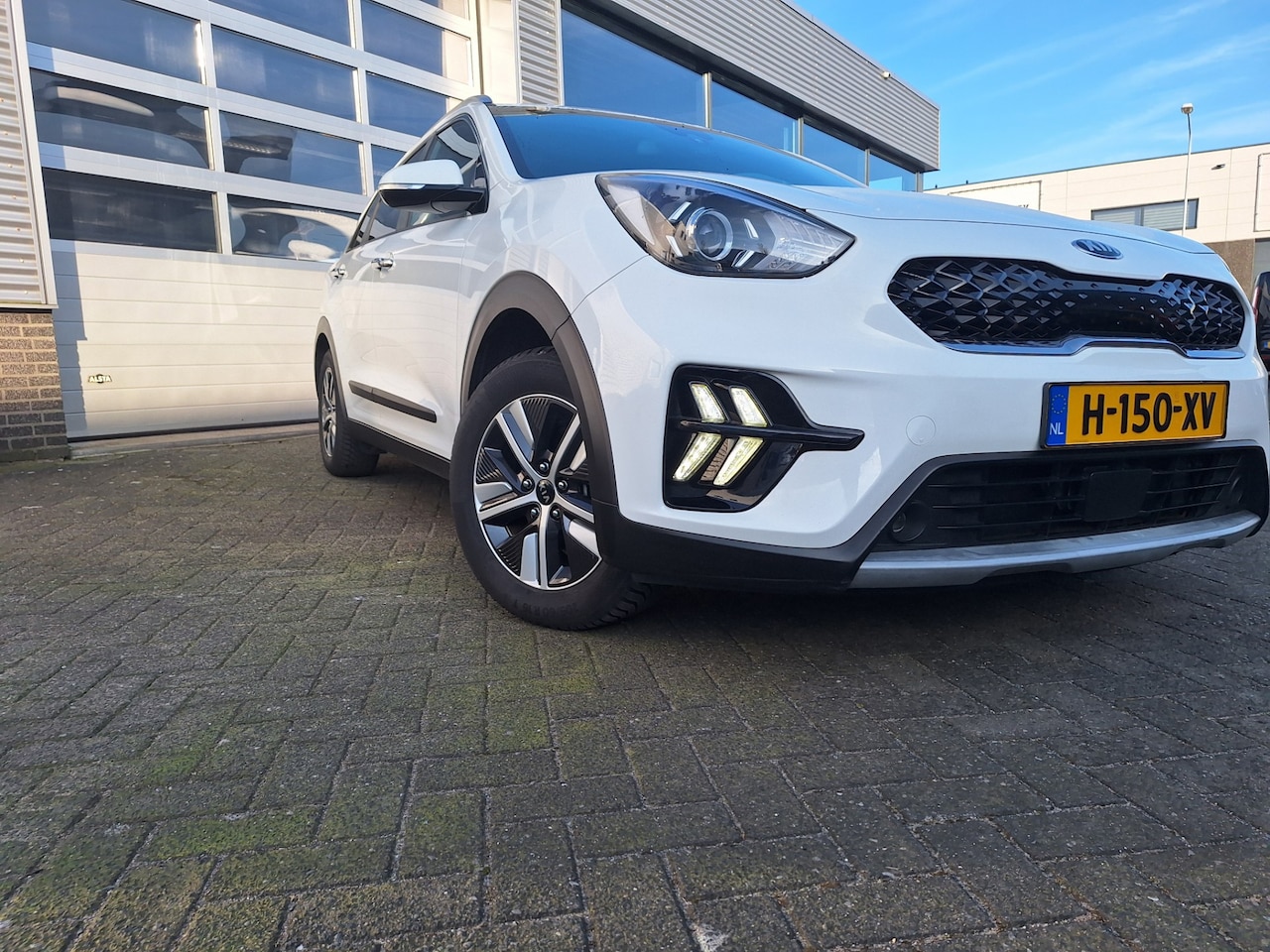 Kia Niro - 1.6 GDi Hybrid DynamicLine* Navigatie* Ecc*Camera*Enz - AutoWereld.nl