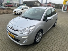 Citroën C3 - 1.2 PureTech Collection / 1jaar APK / PDC / 1e Eigenaar / Zeer Netjes / Clima / LED