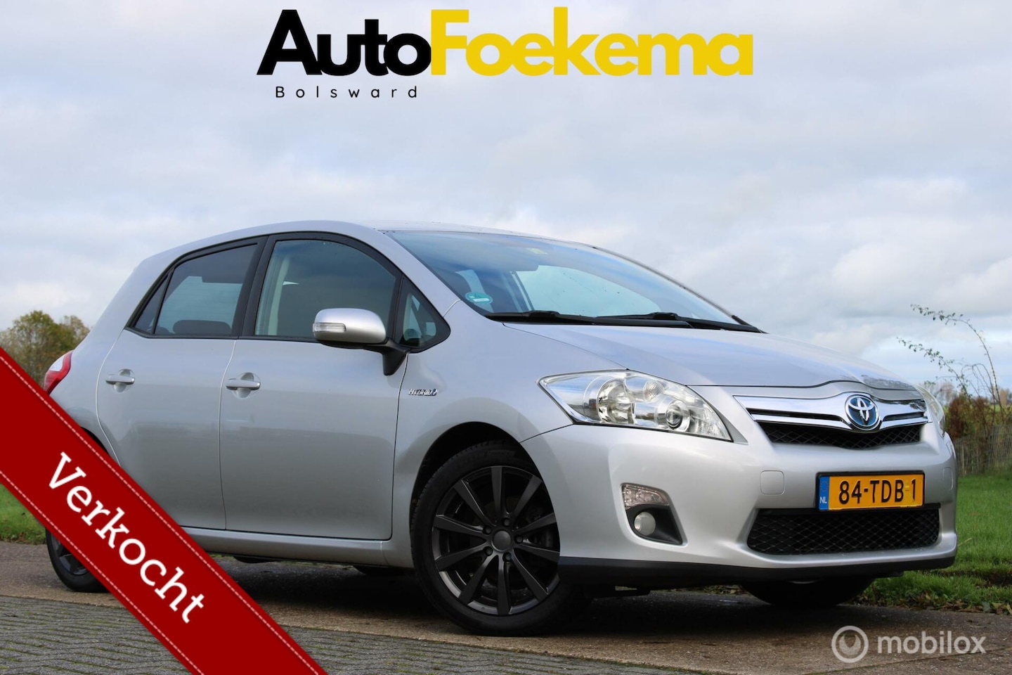 Toyota Auris - 1.8 Full Hybrid Aspiration Xenon Automaat Cruise control - AutoWereld.nl