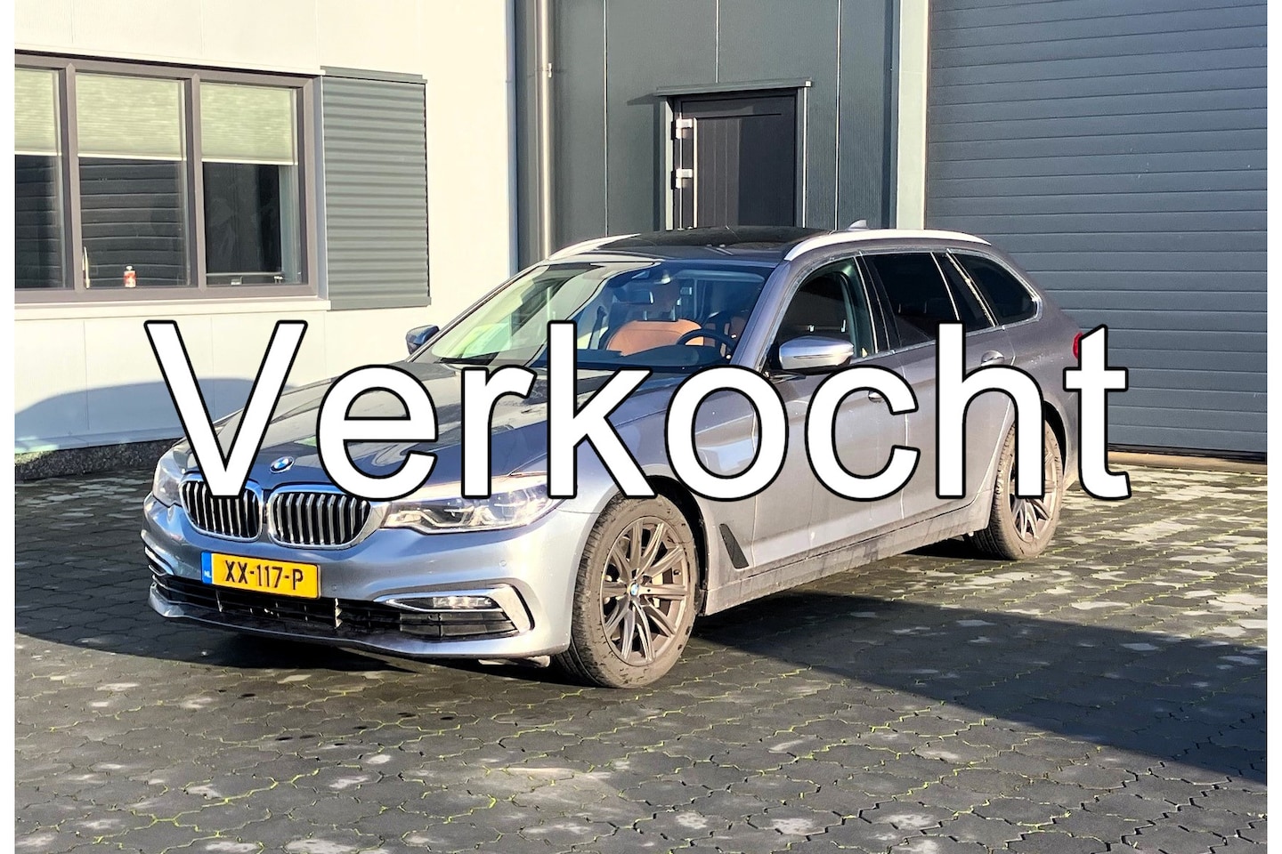 BMW 5-serie Touring - 530i High Executive Edition PANO TREKHAAK LEER - AutoWereld.nl