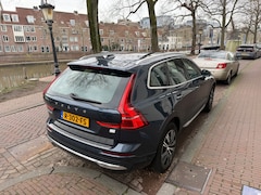 Volvo XC60 - 2.0 Recharge T6 AWD Ultimate Bright | Plug-in hybrid | Long Range 75KM | Schuifdak | Trekhaak | Google Maps | Leren bekleding