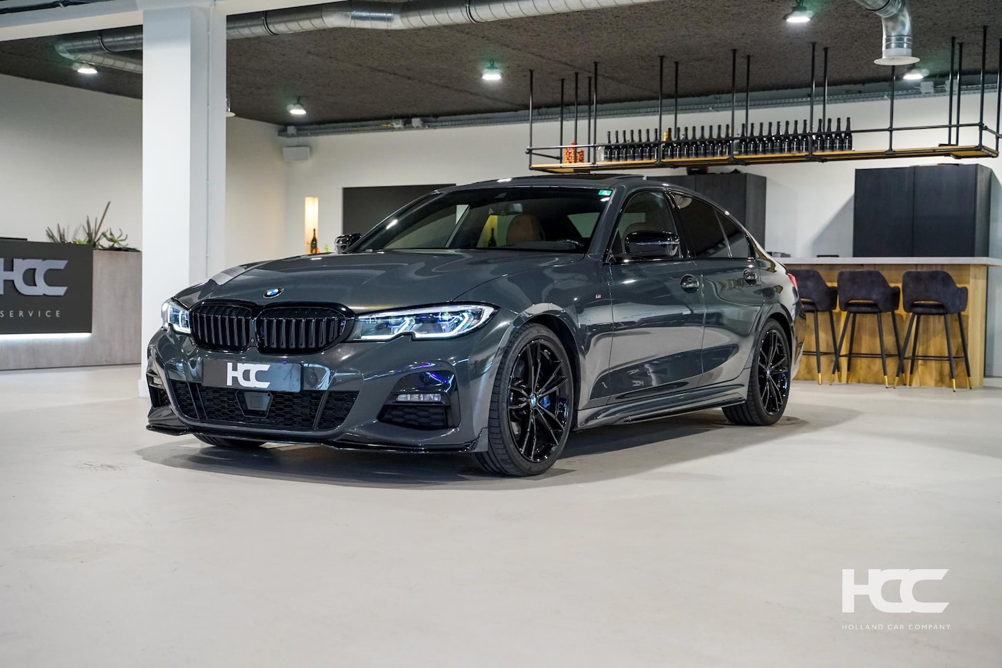 BMW 3-serie - 330 i M Sport | M Perfor. | Dravit | LASER | Schuifdak - AutoWereld.nl