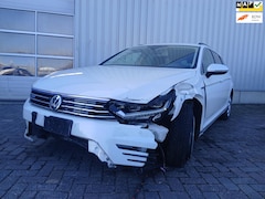 Volkswagen Passat Variant - 1.4 TSI GTE Highline SCHADEAUTO