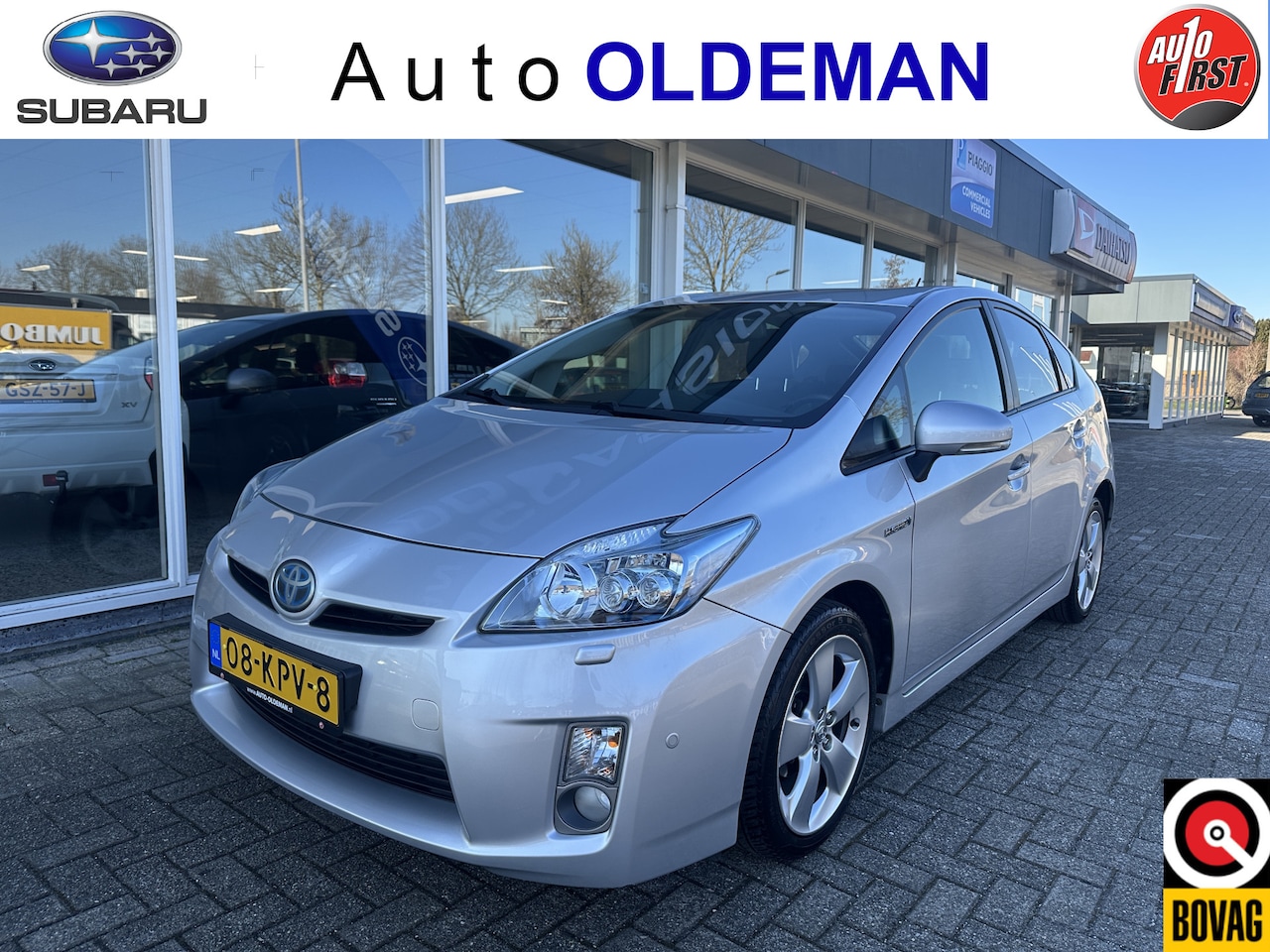 Toyota Prius - 1.8 Executive LEDER,ADAPTIVE CRUISE,PARKEER ASSIST - AutoWereld.nl