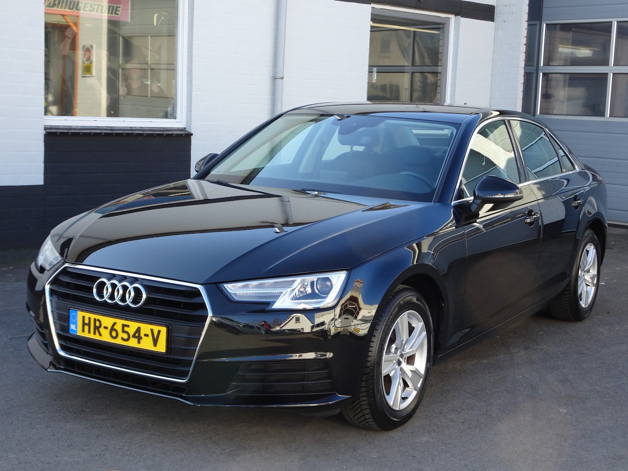 Audi A4 Limousine - 1.4 TFSI Pro Line Automatische airco, navigatie, licht metalen velgen, cruise controle, pa - AutoWereld.nl