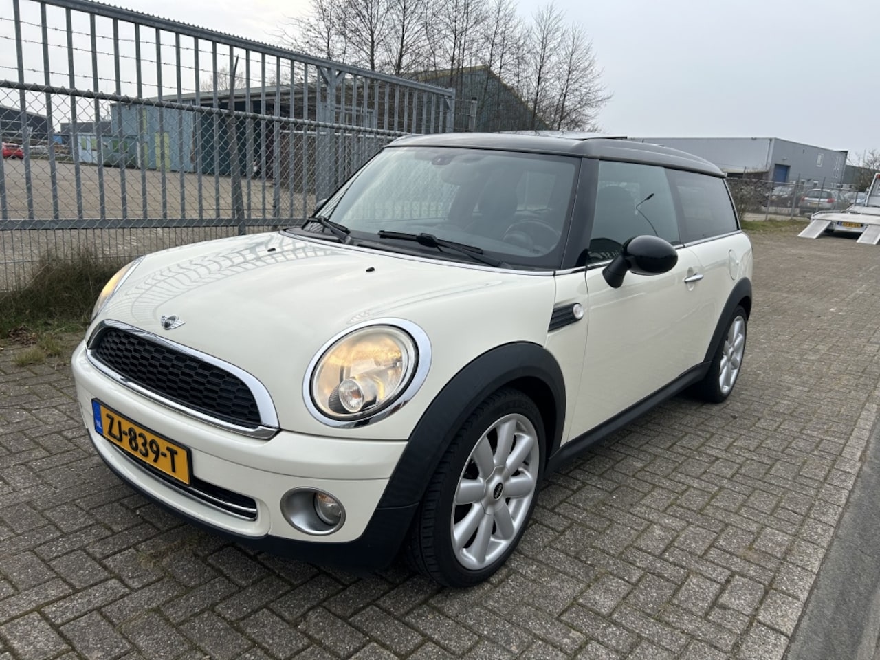 MINI Clubman - Mini 1.6 Cooper Chili / Panorama Dak / - AutoWereld.nl