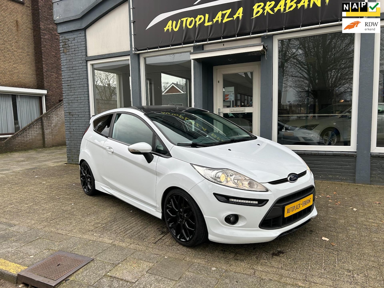 Ford Fiesta - 1.25 Limited / ST-LINE / LED / PDC - AutoWereld.nl