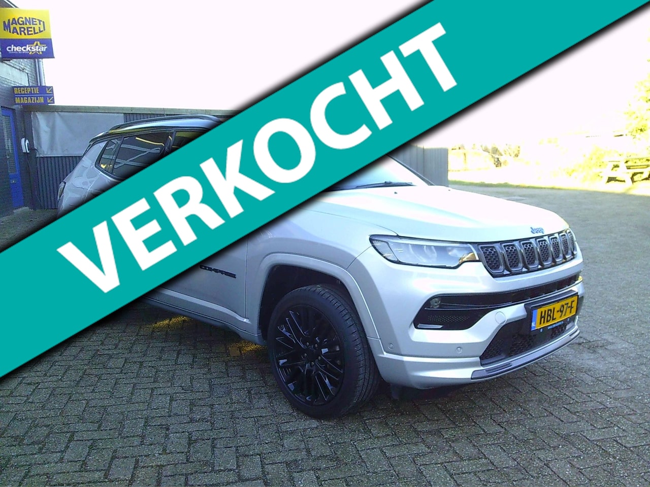 Jeep Compass - 4xe 240 Plug-in Hybrid Electric S / Rijklaarprijs - AutoWereld.nl