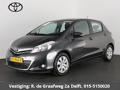 Toyota Yaris - 1.3 VVT-i Dynamic Automaat | Navigatie | Parkeersensoren | Climate Control | Camera |