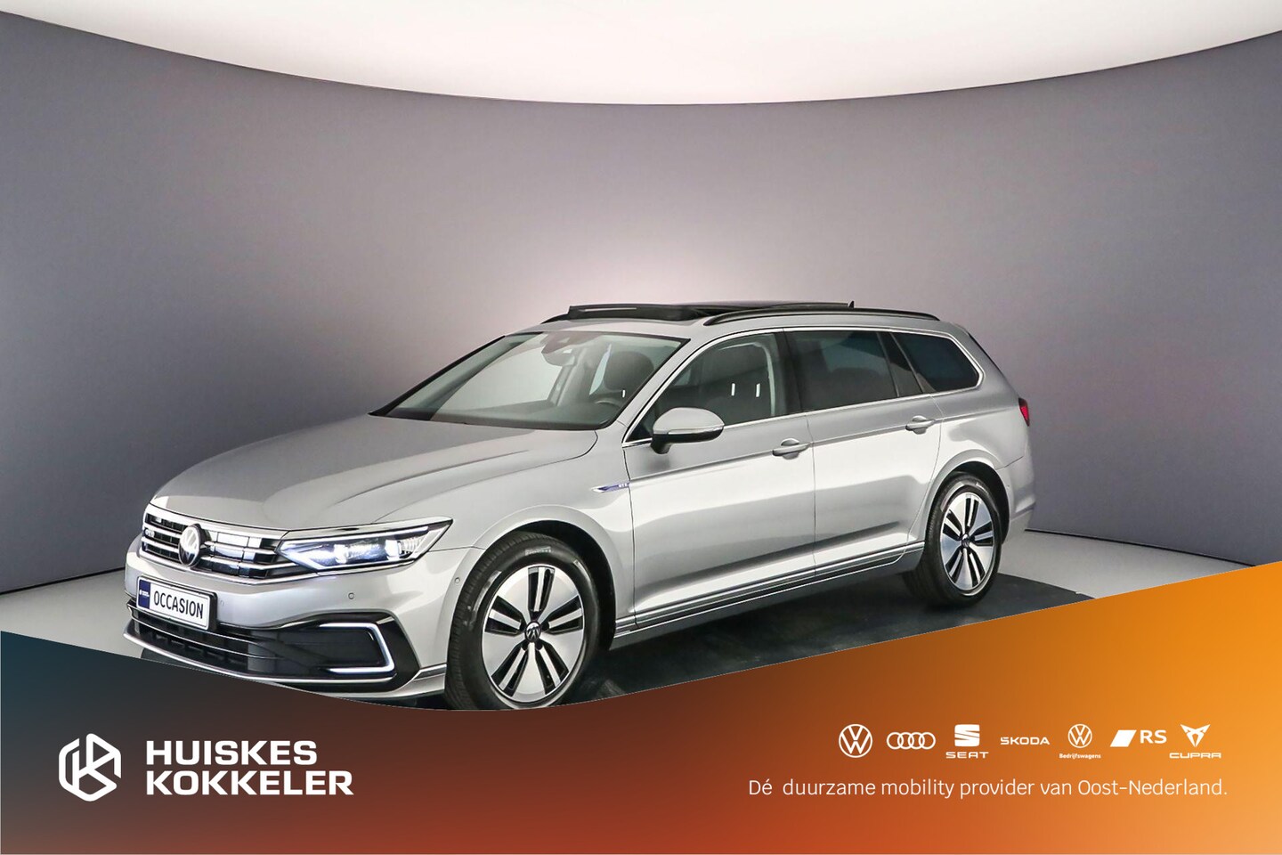 Volkswagen Passat Variant - GTE Business 1.4 TSI eHybrid 218pk DSG Automaat Trekhaak, Panoramadak, Adaptive cruise con - AutoWereld.nl