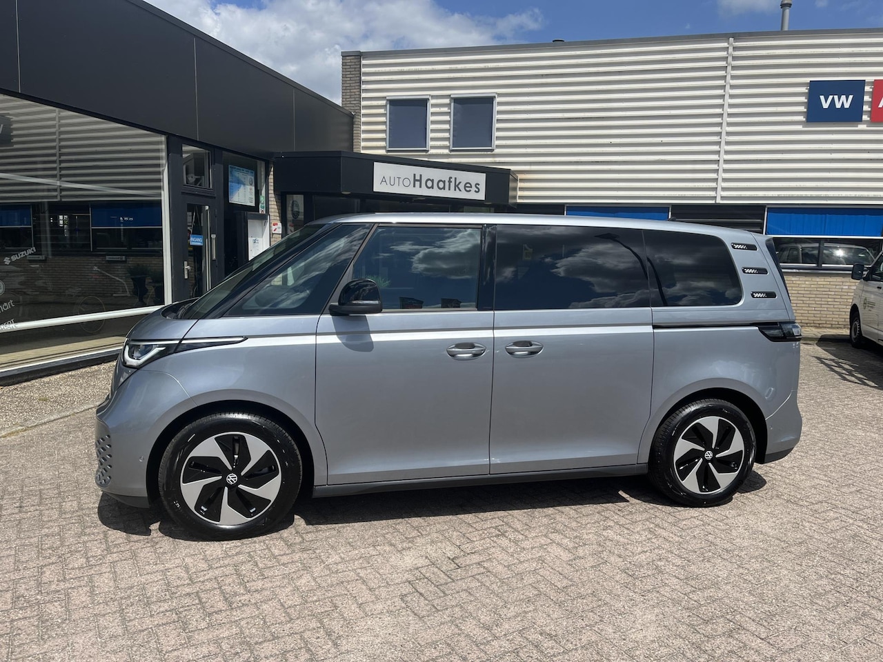 Volkswagen ID. Buzz - Pro Advantage 77 kWh Grote battery, assistance-, comfort- en multimediapakket. BTW verreke - AutoWereld.nl