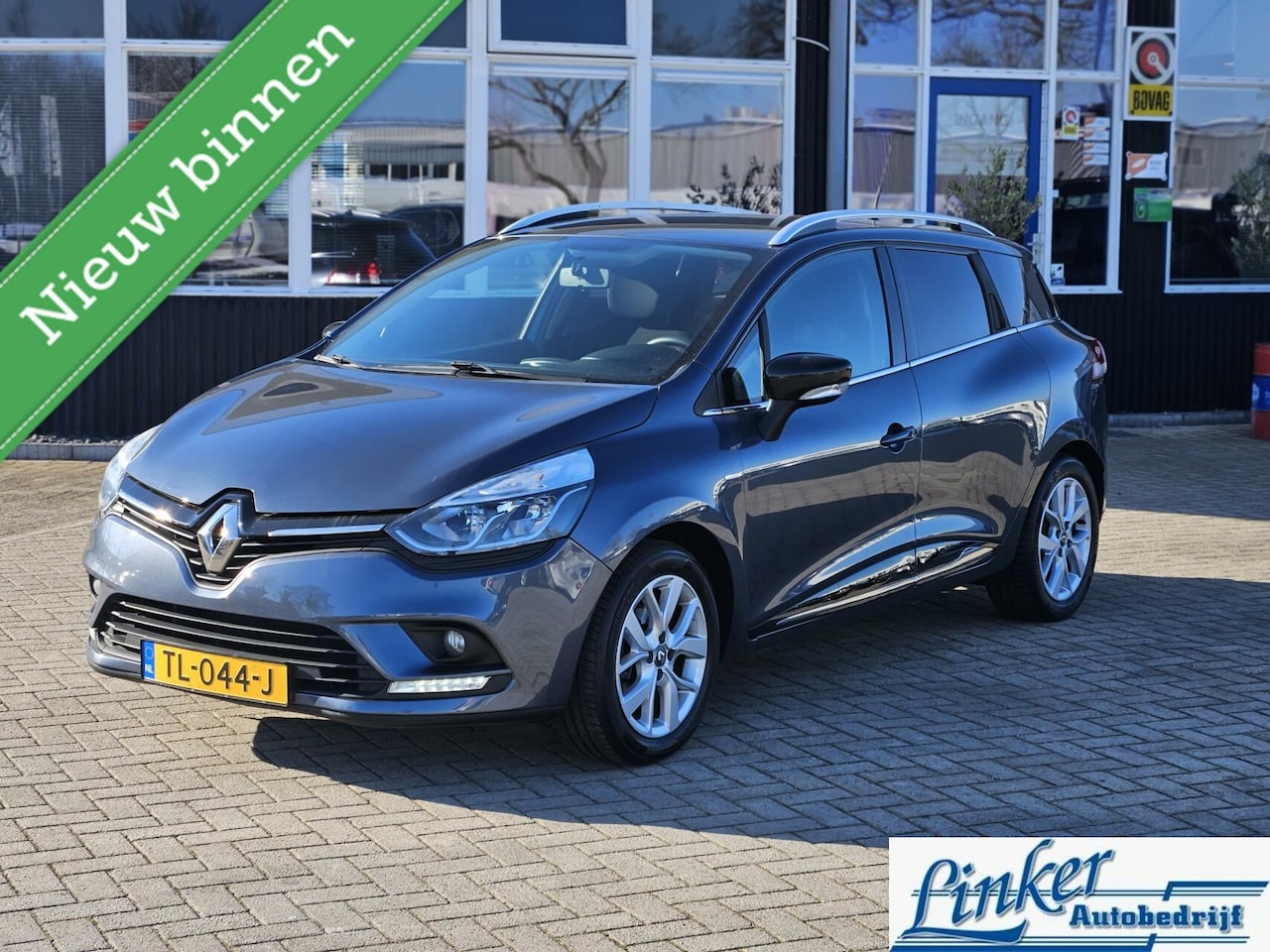 Renault Clio Estate - 0.9 TCe Limited TREKH GEEN AFLEVERKOSTEN RIJKLAAR - AutoWereld.nl