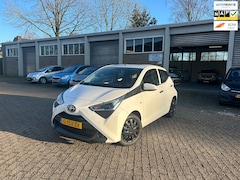 Toyota Aygo - 1.0 VVT-i x-fun Airco/ Bluetooth/ 1 eigenaar NAP