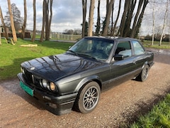 BMW 3-serie - E30 1900