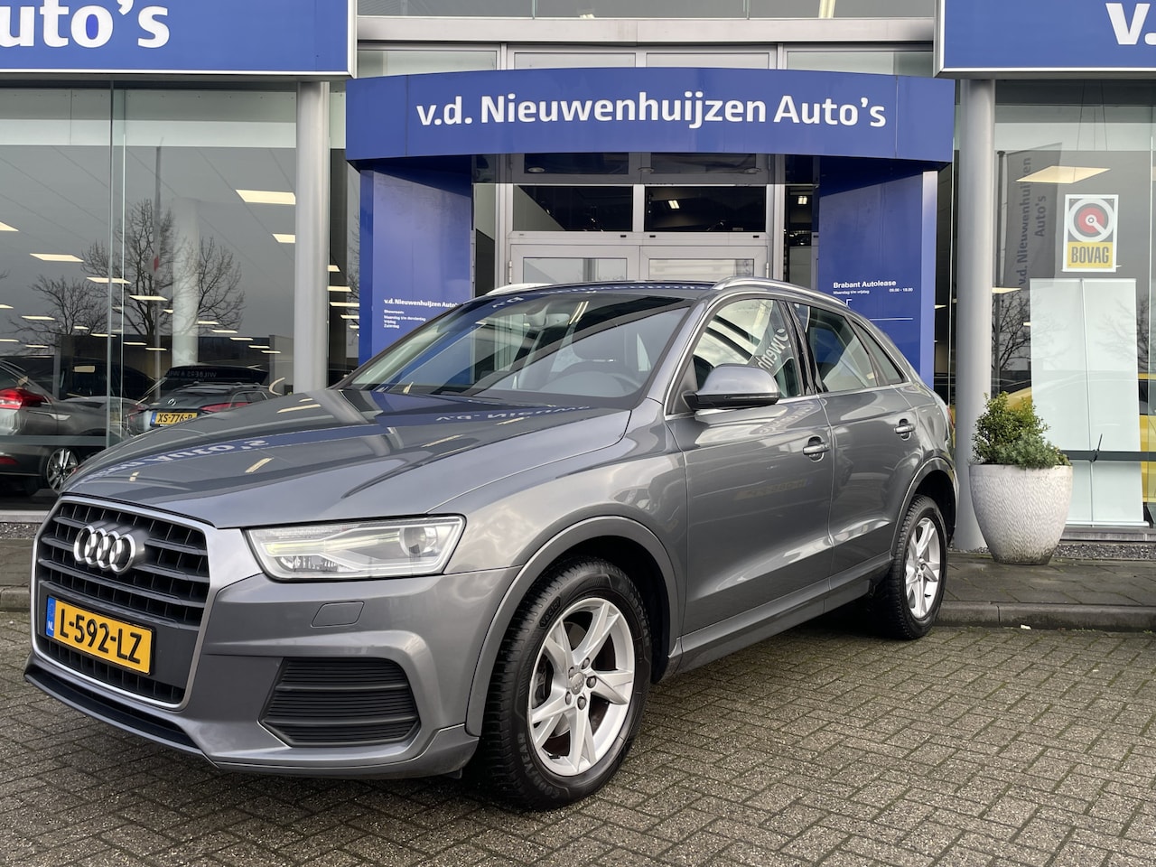 Audi Q3 - 1.4 TFSI CoD Design Pro Line Plus AUTOMAAT | Navi | Alcantara Sportleder | Stoelverwarming - AutoWereld.nl