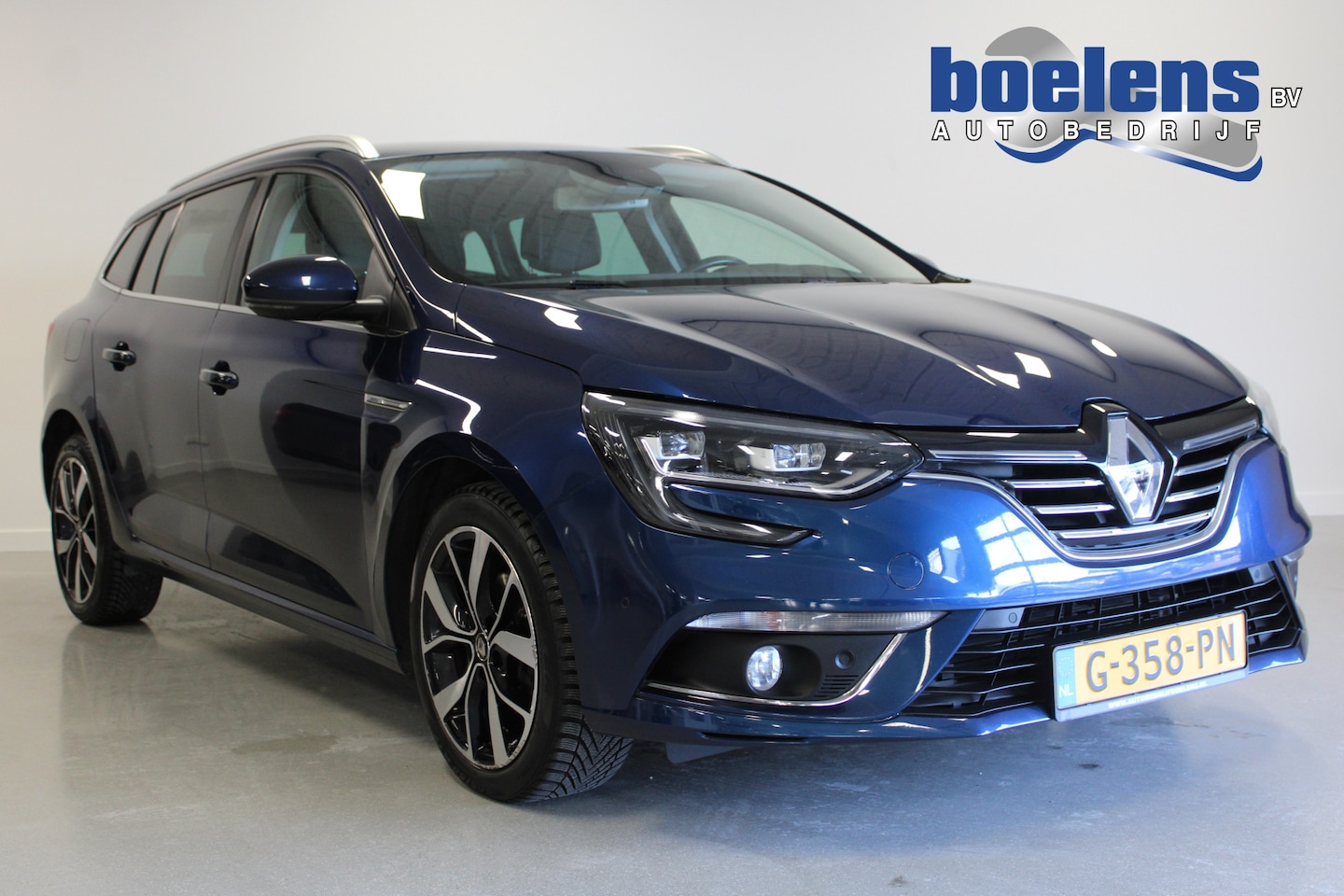 Renault Mégane Estate - 1.5 Blue dCi Bose | H.U.D | 17'LMV | NAVIGATIE | PDC-V/A | KEYLESS | CAMERA | CLIMA | DAB- - AutoWereld.nl