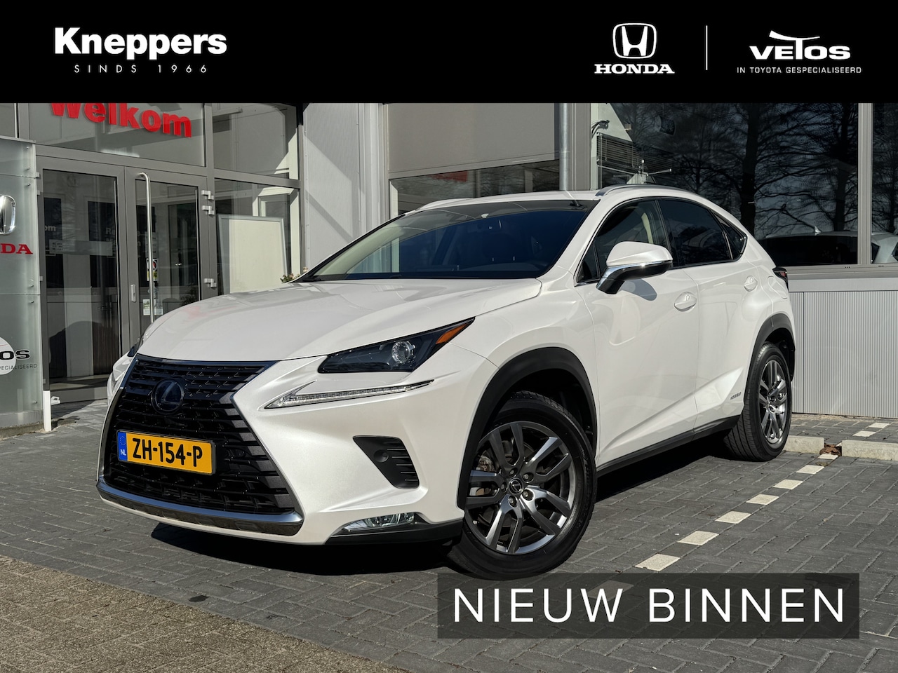 Lexus NX - 300h AWD Sport Edition Panoramadak, Trekhaak, Navigatie  , All-in Rijklaarprijs - AutoWereld.nl