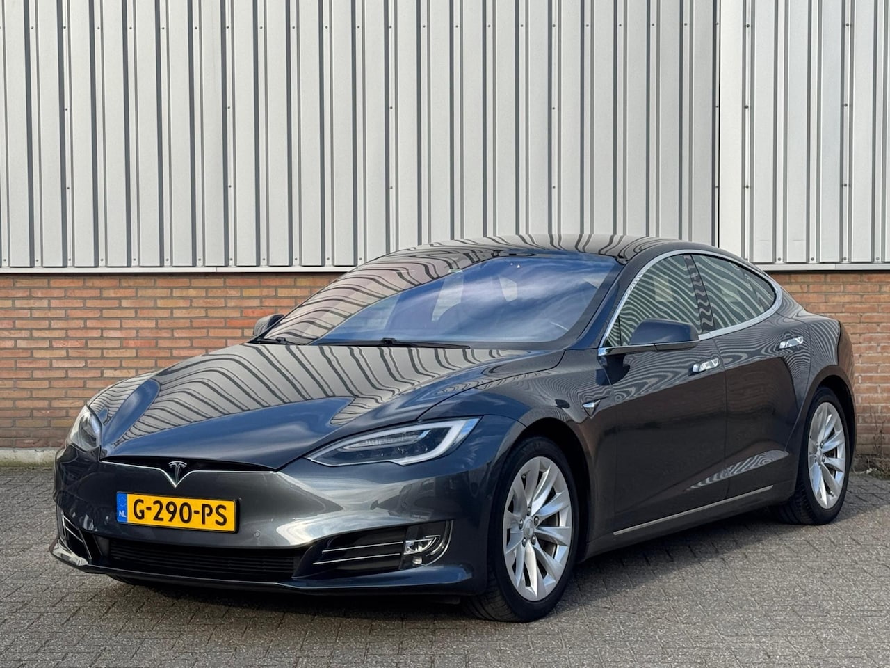 Tesla Model S - Standard Range Raven/ Autopilot/ Winter Pack/ CCS - AutoWereld.nl