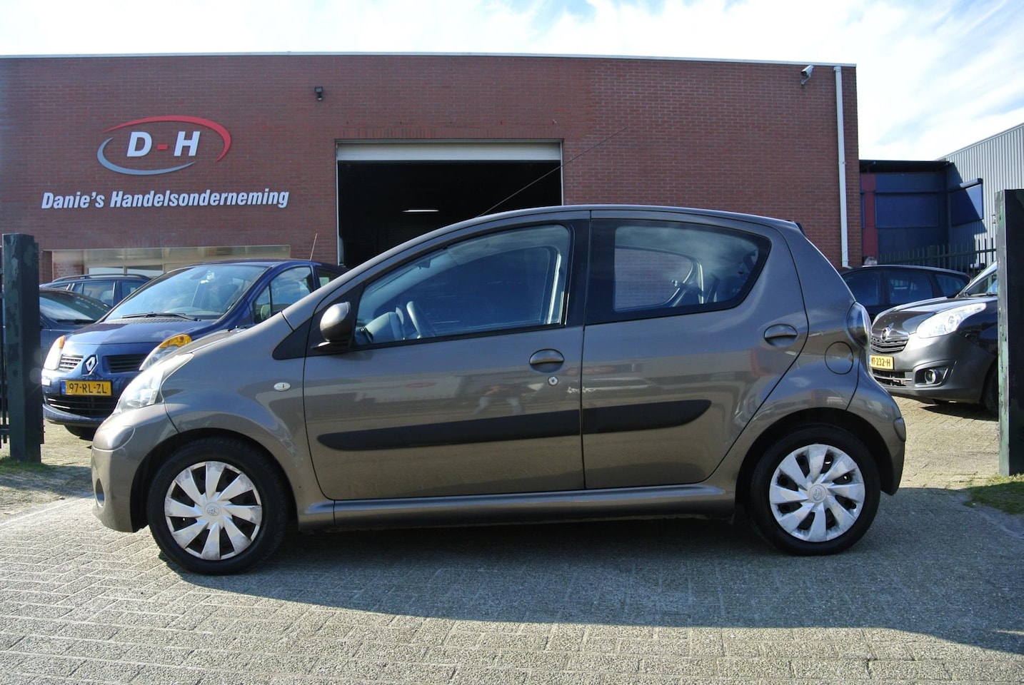 Toyota Aygo - 1.0 VVT-i Comfort airco nieuwe apk inruil mogelijk - AutoWereld.nl