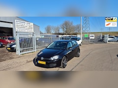 Volkswagen Golf - 1.2 TSI Trendline BlueMotion / APK GEKEURD 14-02-2026 / TREKHAAK /