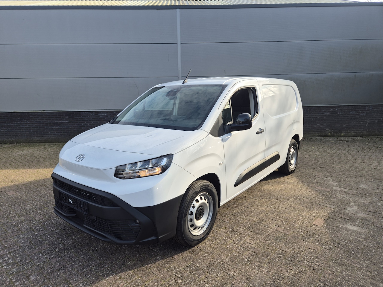 Toyota PROACE CITY Electric - L2 Challenger Long 50 kWh - AutoWereld.nl