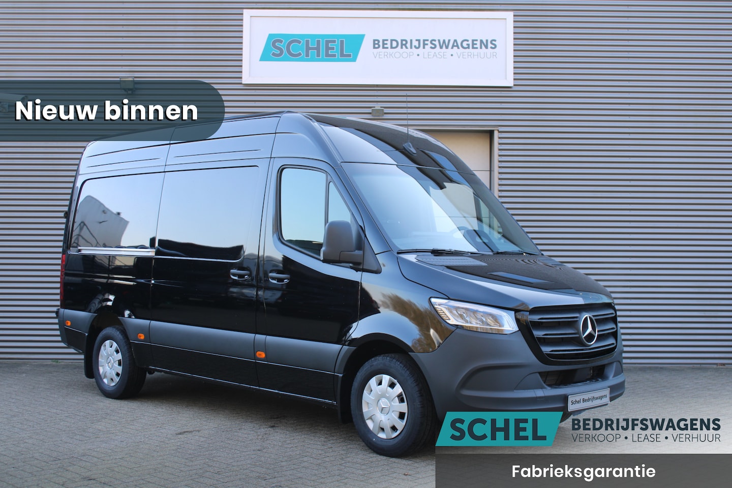 Mercedes-Benz Sprinter - 317CDI L2H2 Select - LED - Mbux 10 - 3.5t Trekhaak - Geveerde Stoel - Betimmering - Camera - AutoWereld.nl