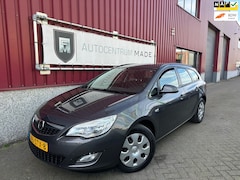 Opel Astra Sports Tourer - 1.4 Business Edition // Navi // Trk.hk // Airco // 165 DKM NAP